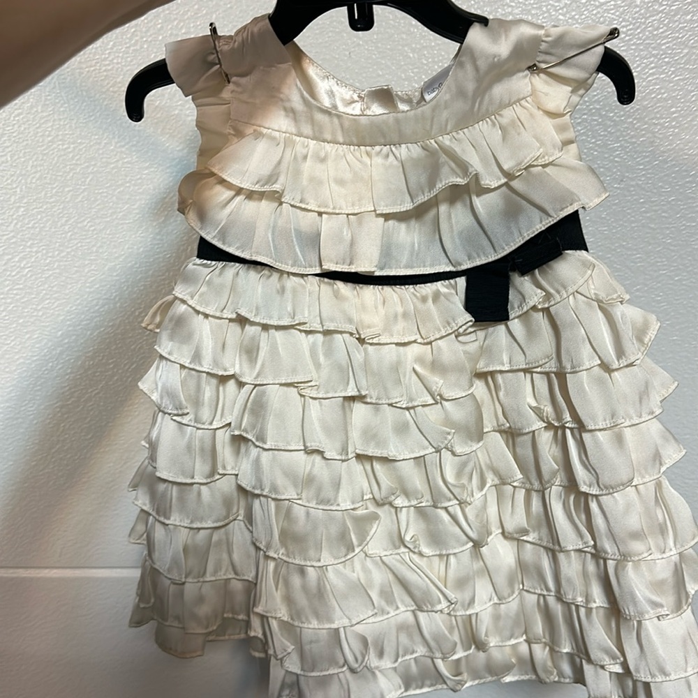 Baby gap cream ruffle silky dress. Stunning on! 12-18 months